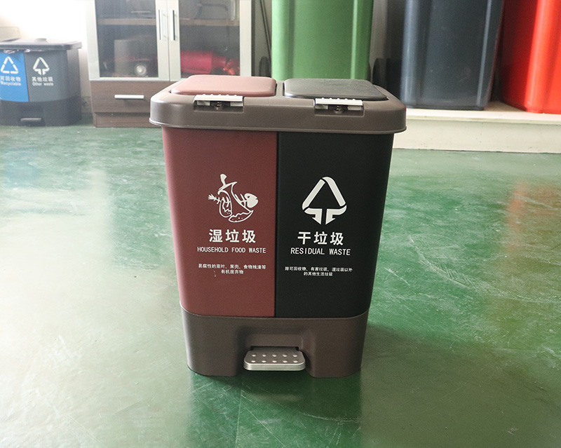 环保垃圾桶
